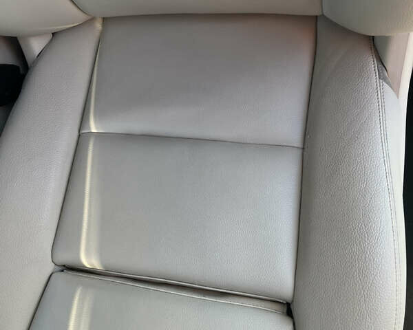 Белый Мерседес ГЛА-Класс, объемом двигателя 1.99 л и пробегом 89 тыс. км за 22500 $, фото 18 на Automoto.ua