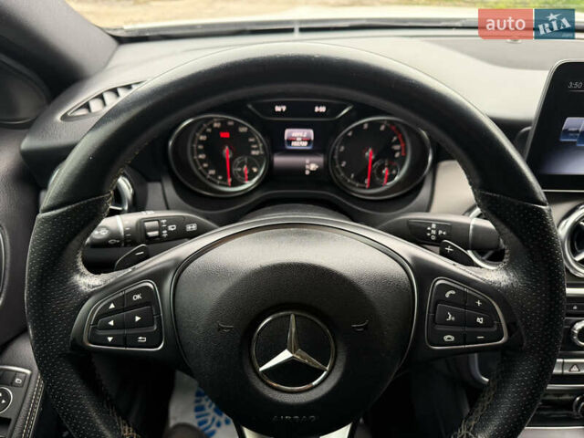 Белый Мерседес ГЛА-Класс, объемом двигателя 1.99 л и пробегом 104 тыс. км за 18900 $, фото 24 на Automoto.ua