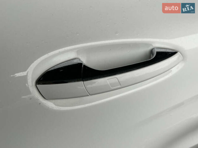 Белый Мерседес ГЛА-Класс, объемом двигателя 1.99 л и пробегом 66 тыс. км за 23800 $, фото 14 на Automoto.ua