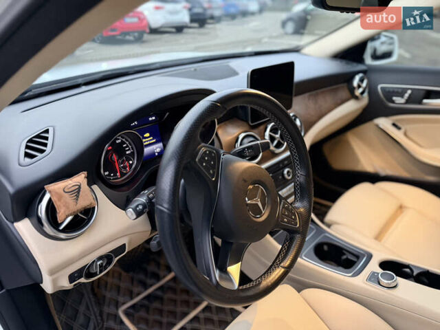 Белый Мерседес ГЛА-Класс, объемом двигателя 1.99 л и пробегом 38 тыс. км за 23900 $, фото 11 на Automoto.ua