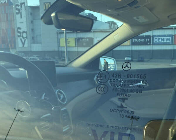 Белый Мерседес ГЛА-Класс, объемом двигателя 1.99 л и пробегом 140 тыс. км за 25000 $, фото 10 на Automoto.ua