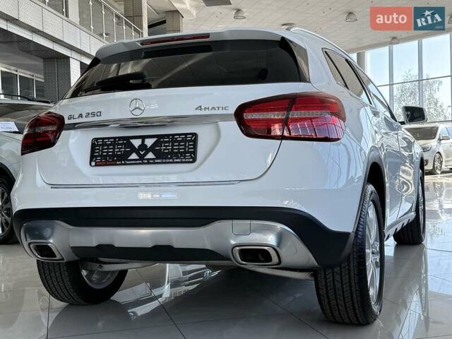 Мерседес ГЛА-Класс 2019 в Одессе на Automoto.ua Белый Мерседес ГЛА-Класс, объемом двигателя 1.99 л и пробегом 50 тыс. км за 23500 $, фото 6 на Automoto.ua