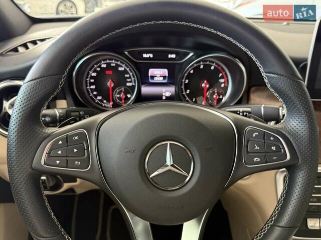 Мерседес ГЛА-Класс 2019 в Одессе на Automoto.ua Белый Мерседес ГЛА-Класс, объемом двигателя 1.99 л и пробегом 13 тыс. км за 25900 $, фото 10 на Automoto.ua