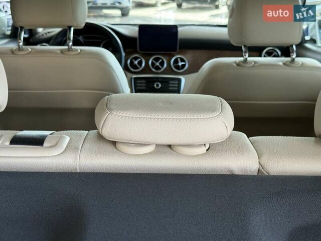 Мерседес ГЛА-Класс 2019 в Одессе на Automoto.ua Белый Мерседес ГЛА-Класс, объемом двигателя 1.99 л и пробегом 50 тыс. км за 23500 $, фото 30 на Automoto.ua