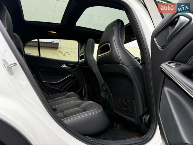 Белый Мерседес ГЛА-Класс, объемом двигателя 2.14 л и пробегом 49 тыс. км за 28900 $, фото 32 на Automoto.ua