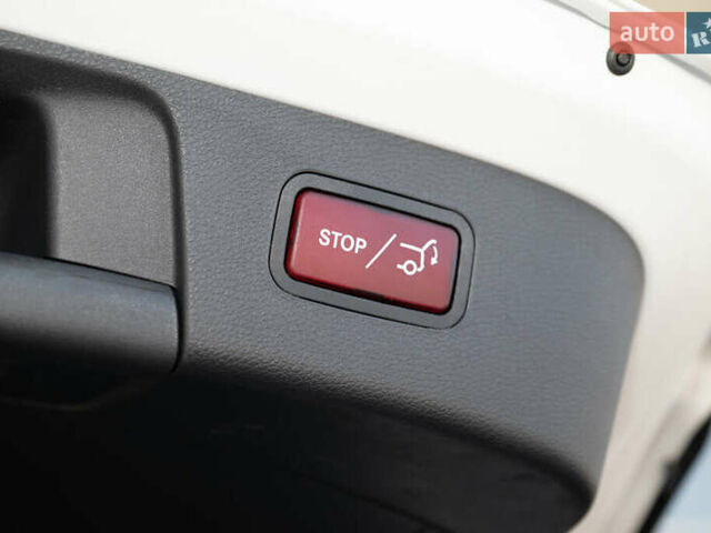 Белый Мерседес ГЛА-Класс, объемом двигателя 1.99 л и пробегом 82 тыс. км за 7600 $, фото 21 на Automoto.ua