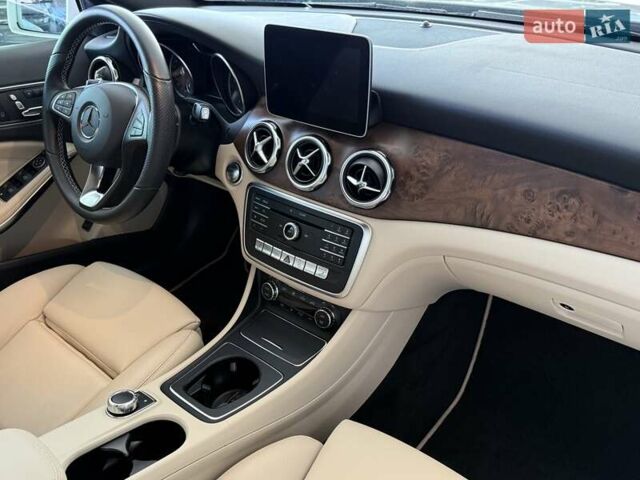 Мерседес ГЛА-Класс 2019 в Одессе на Automoto.ua Белый Мерседес ГЛА-Класс, объемом двигателя 1.99 л и пробегом 13 тыс. км за 25900 $, фото 12 на Automoto.ua