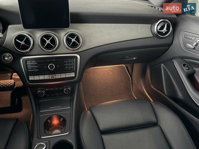 Мерседес ГЛА-Класс 2019 в Одессе на Automoto.ua Белый Мерседес ГЛА-Класс, объемом двигателя 2 л и пробегом 58 тыс. км за 24800 $, фото 19 на Automoto.ua