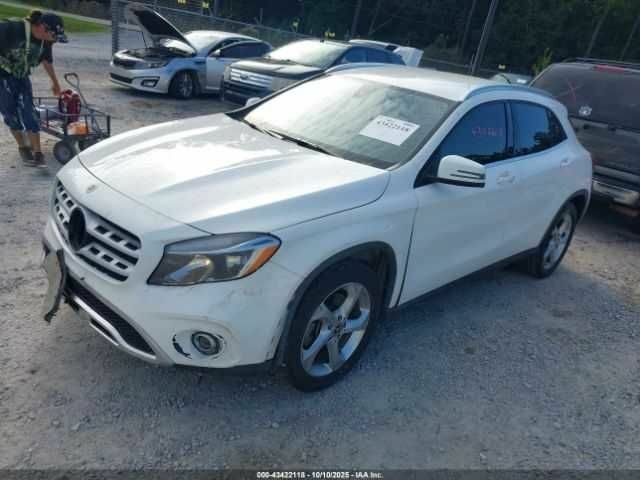 Білий Мерседес ГЛА-Клас, об'ємом двигуна 2 л та пробігом 106 тис. км за 6000 $, фото 1 на Automoto.ua