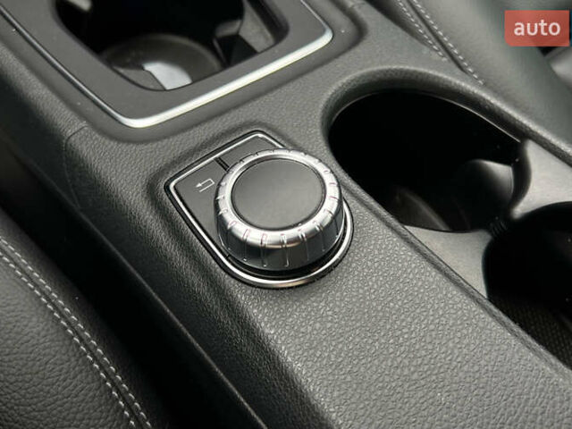 Белый Мерседес ГЛА-Класс, объемом двигателя 1.99 л и пробегом 100 тыс. км за 22500 $, фото 18 на Automoto.ua