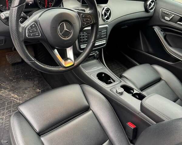 Білий Мерседес ГЛА-Клас, об'ємом двигуна 1.99 л та пробігом 78 тис. км за 22000 $, фото 21 на Automoto.ua