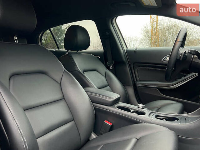 Белый Мерседес ГЛА-Класс, объемом двигателя 1.99 л и пробегом 100 тыс. км за 22500 $, фото 21 на Automoto.ua