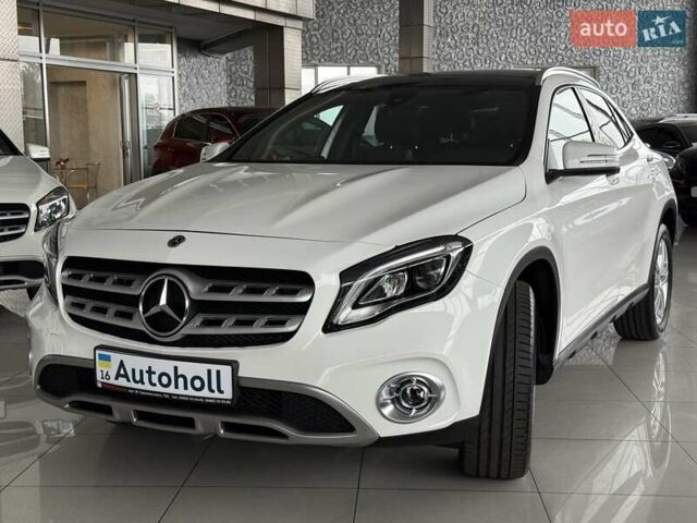 Мерседес ГЛА-Класс 2019 в Одессе на Automoto.ua Белый Мерседес ГЛА-Класс, объемом двигателя 2 л и пробегом 58 тыс. км за 24800 $, фото 1 на Automoto.ua