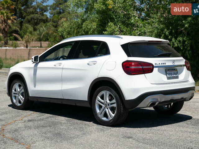 Белый Мерседес ГЛА-Класс, объемом двигателя 1.99 л и пробегом 82 тыс. км за 7600 $, фото 6 на Automoto.ua