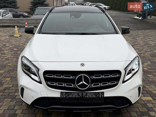 Белый Мерседес ГЛА-Класс, объемом двигателя 2.14 л и пробегом 49 тыс. км за 28900 $, фото 2 на Automoto.ua