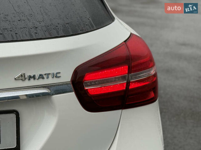 Белый Мерседес ГЛА-Класс, объемом двигателя 2.14 л и пробегом 49 тыс. км за 28600 $, фото 42 на Automoto.ua