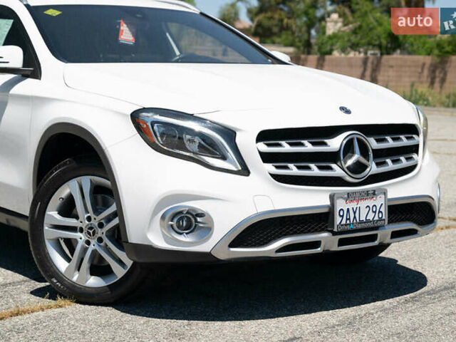 Белый Мерседес ГЛА-Класс, объемом двигателя 1.99 л и пробегом 82 тыс. км за 7600 $, фото 2 на Automoto.ua