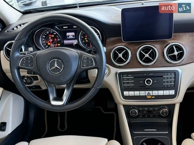 Мерседес ГЛА-Класс 2019 в Одессе на Automoto.ua Белый Мерседес ГЛА-Класс, объемом двигателя 1.99 л и пробегом 50 тыс. км за 23500 $, фото 16 на Automoto.ua