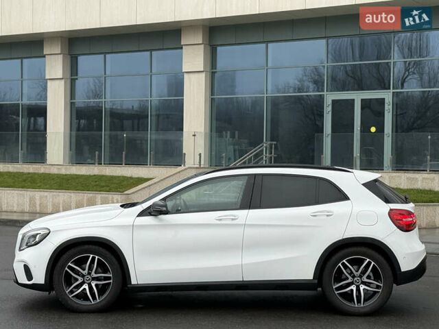 Белый Мерседес ГЛА-Класс, объемом двигателя 2.14 л и пробегом 49 тыс. км за 28600 $, фото 19 на Automoto.ua