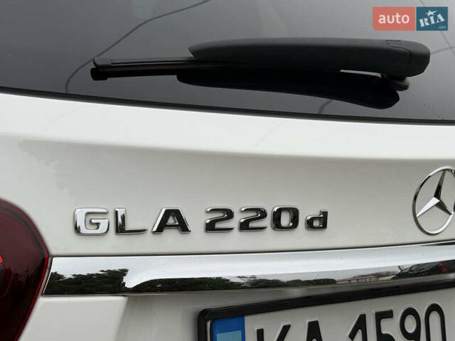 Белый Мерседес ГЛА-Класс, объемом двигателя 2.14 л и пробегом 49 тыс. км за 28900 $, фото 8 на Automoto.ua