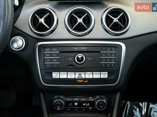 Белый Мерседес ГЛА-Класс, объемом двигателя 1.99 л и пробегом 82 тыс. км за 7600 $, фото 14 на Automoto.ua