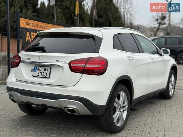 Білий Мерседес ГЛА-Клас, об'ємом двигуна 1.99 л та пробігом 78 тис. км за 22000 $, фото 10 на Automoto.ua