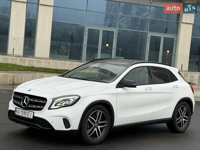 Белый Мерседес ГЛА-Класс, объемом двигателя 2.14 л и пробегом 49 тыс. км за 28600 $, фото 6 на Automoto.ua