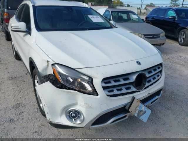 Білий Мерседес ГЛА-Клас, об'ємом двигуна 2 л та пробігом 106 тис. км за 6000 $, фото 5 на Automoto.ua