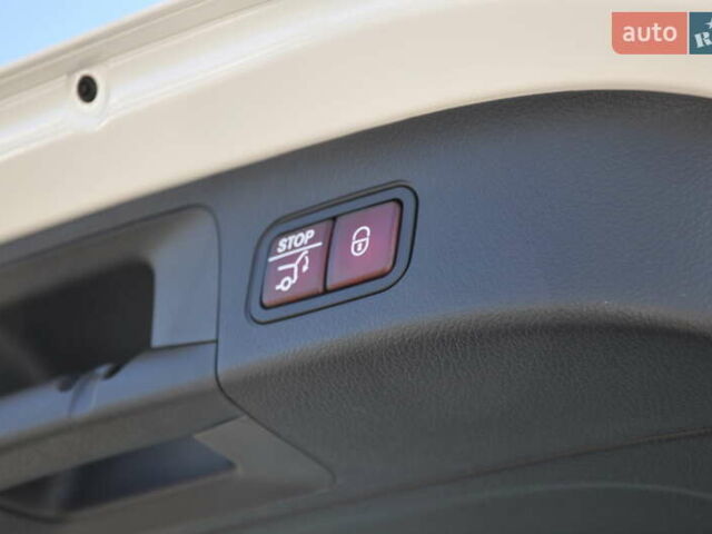 Білий Мерседес ГЛА-Клас, об'ємом двигуна 1.99 л та пробігом 8 тис. км за 46000 $, фото 50 на Automoto.ua