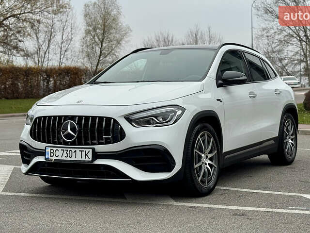 Белый Мерседес ГЛА-Класс, объемом двигателя 1.99 л и пробегом 25 тыс. км за 38700 $, фото 19 на Automoto.ua