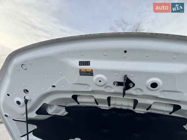 Белый Мерседес ГЛА-Класс, объемом двигателя 1.95 л и пробегом 167 тыс. км за 29500 $, фото 52 на Automoto.ua