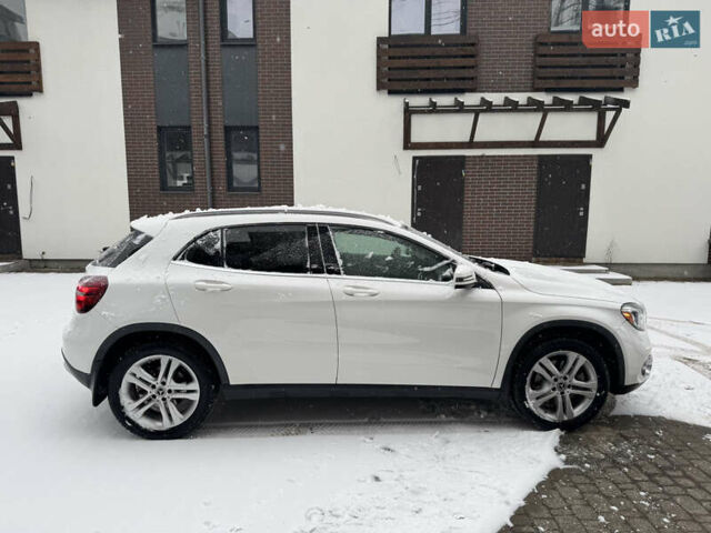 Білий Мерседес ГЛА-Клас, об'ємом двигуна 1.99 л та пробігом 106 тис. км за 22900 $, фото 7 на Automoto.ua