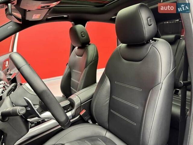 Белый Мерседес ГЛА-Класс, объемом двигателя 2 л и пробегом 25 тыс. км за 37900 $, фото 26 на Automoto.ua