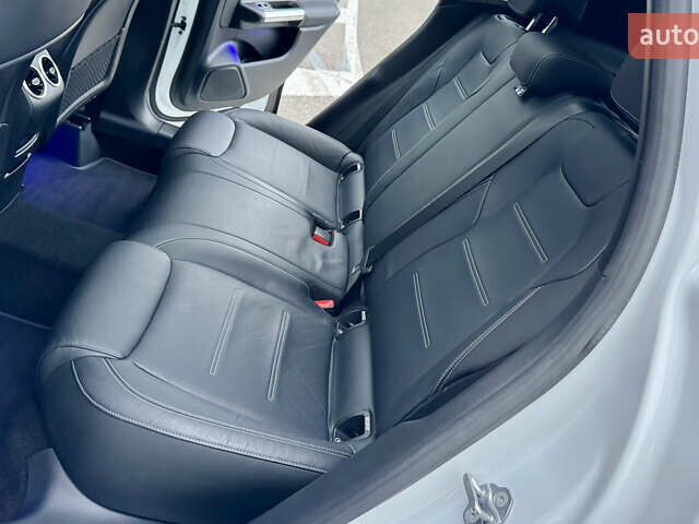 Белый Мерседес ГЛА-Класс, объемом двигателя 1.99 л и пробегом 25 тыс. км за 38700 $, фото 28 на Automoto.ua