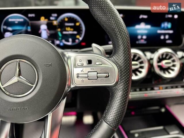 Белый Мерседес ГЛА-Класс, объемом двигателя 2 л и пробегом 25 тыс. км за 37900 $, фото 31 на Automoto.ua