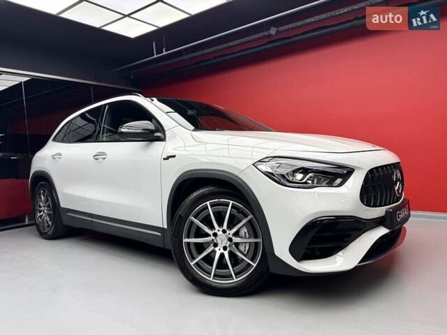 Белый Мерседес ГЛА-Класс, объемом двигателя 2 л и пробегом 25 тыс. км за 37900 $, фото 8 на Automoto.ua