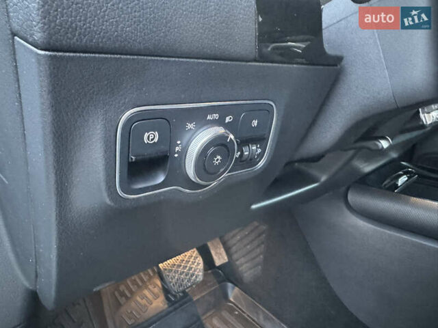 Белый Мерседес ГЛА-Класс, объемом двигателя 1.95 л и пробегом 160 тыс. км за 32555 $, фото 17 на Automoto.ua