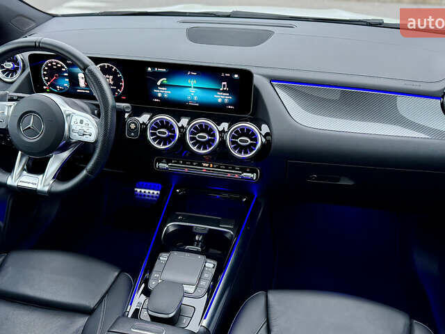 Белый Мерседес ГЛА-Класс, объемом двигателя 1.99 л и пробегом 25 тыс. км за 38700 $, фото 38 на Automoto.ua