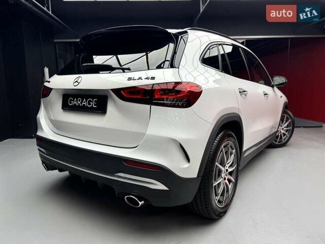 Белый Мерседес ГЛА-Класс, объемом двигателя 2 л и пробегом 25 тыс. км за 37900 $, фото 13 на Automoto.ua