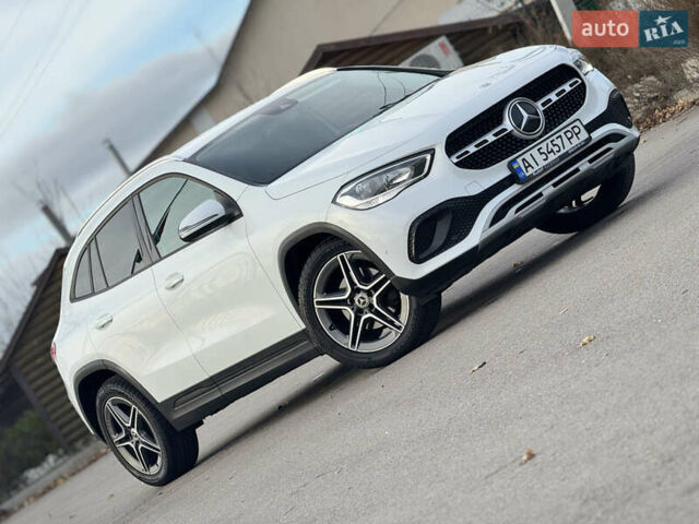 Белый Мерседес ГЛА-Класс, объемом двигателя 1.95 л и пробегом 167 тыс. км за 29500 $, фото 5 на Automoto.ua