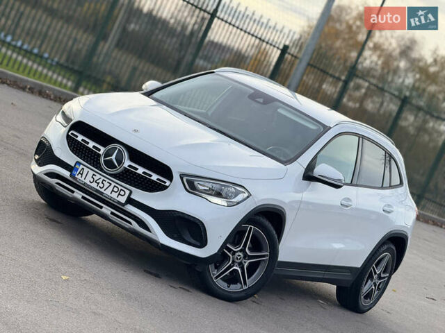 Белый Мерседес ГЛА-Класс, объемом двигателя 1.95 л и пробегом 167 тыс. км за 29500 $, фото 1 на Automoto.ua