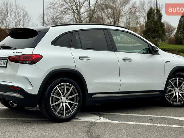 Белый Мерседес ГЛА-Класс, объемом двигателя 1.99 л и пробегом 25 тыс. км за 38700 $, фото 14 на Automoto.ua