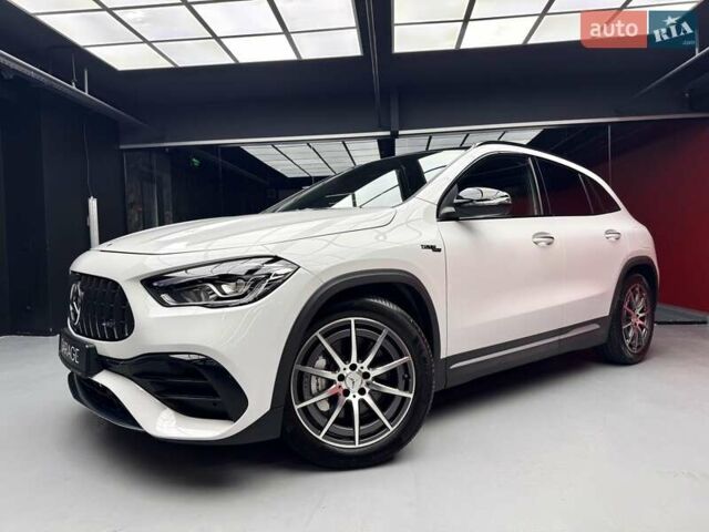 Белый Мерседес ГЛА-Класс, объемом двигателя 2 л и пробегом 25 тыс. км за 37900 $, фото 4 на Automoto.ua