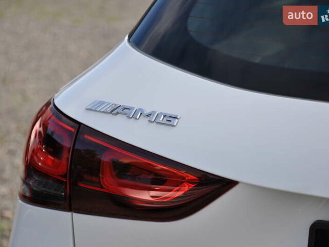 Білий Мерседес ГЛА-Клас, об'ємом двигуна 1.99 л та пробігом 8 тис. км за 46000 $, фото 16 на Automoto.ua