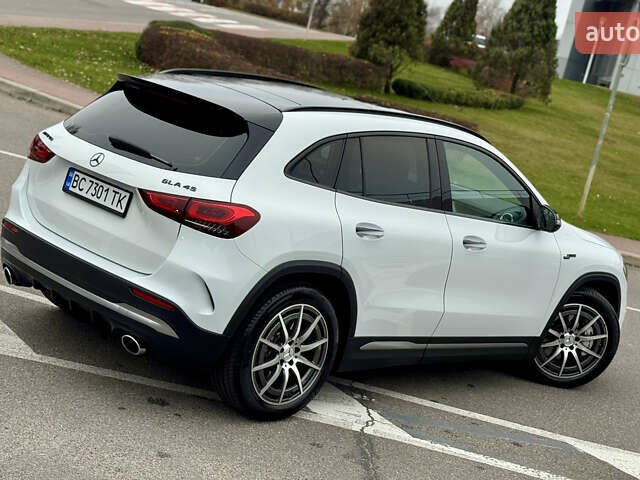 Белый Мерседес ГЛА-Класс, объемом двигателя 1.99 л и пробегом 25 тыс. км за 38700 $, фото 15 на Automoto.ua