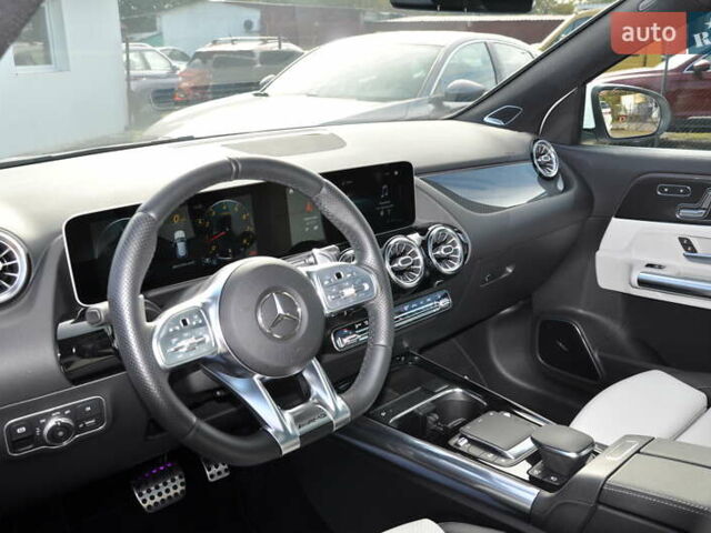 Білий Мерседес ГЛА-Клас, об'ємом двигуна 1.99 л та пробігом 8 тис. км за 46000 $, фото 27 на Automoto.ua