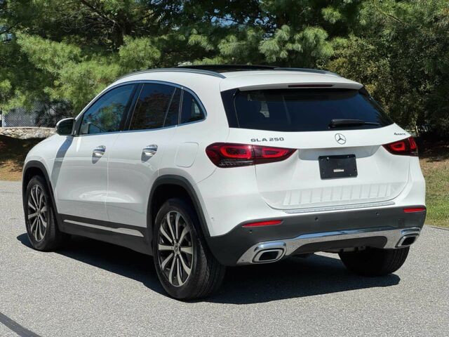 Білий Мерседес ГЛА-Клас, об'ємом двигуна 2 л та пробігом 19 тис. км за 14000 $, фото 3 на Automoto.ua