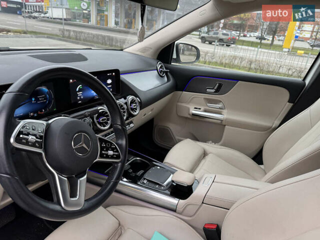 Белый Мерседес ГЛА-Класс, объемом двигателя 1.99 л и пробегом 60 тыс. км за 35200 $, фото 13 на Automoto.ua
