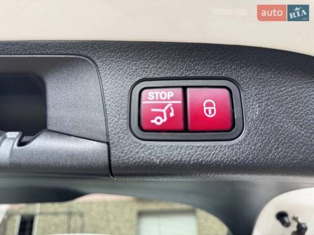 Белый Мерседес ГЛА-Класс, объемом двигателя 1.95 л и пробегом 29 тыс. км за 46500 $, фото 22 на Automoto.ua