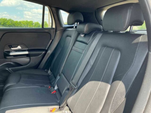 Білий Мерседес ГЛА-Клас, об'ємом двигуна 2 л та пробігом 21 тис. км за 14000 $, фото 10 на Automoto.ua